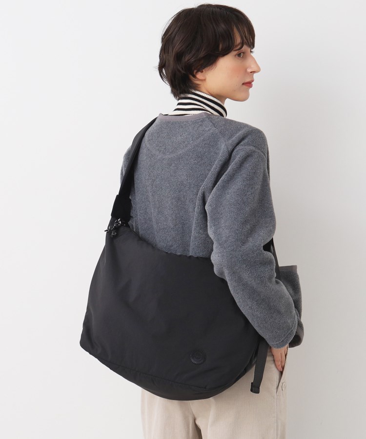 デッサン（ユニセックス）(Dessin(UNISEX))の【軽量・A4収納可】ボンディングショルダーバッグ ブラック(019)
