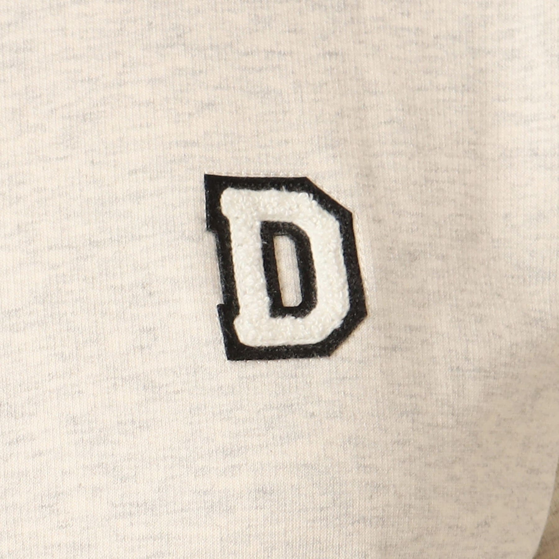 デッサン（ユニセックス）(Dessin(UNISEX))の【ユニセックス・洗える】ロゴ刺繍Tシャツ8