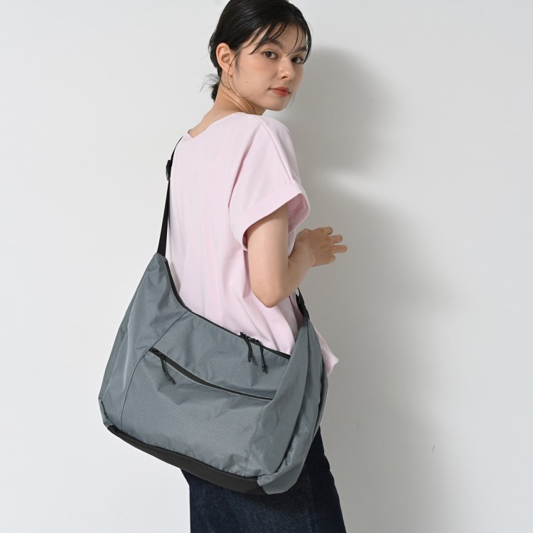 デッサン（ユニセックス）(Dessin(UNISEX))の【ユニセックス/A4収納可/多ポケット】リップストップハーフムーンショルダーバッグ ショルダーバッグ