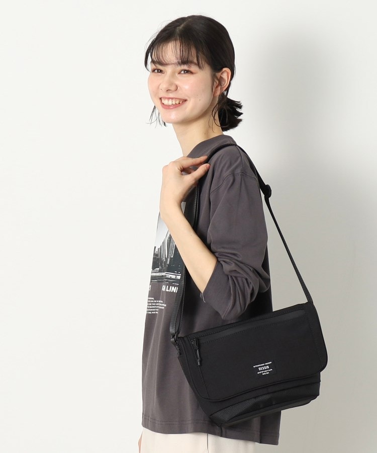 ナイロンメッセンジャー（ショルダーバッグ） | Dessin(UNISEX
