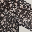 ヨリモ(YORIMO)の【大人の花柄】シャーリングブラウス14