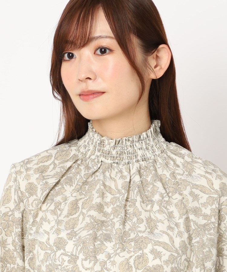 ヨリモ(YORIMO)の【リバイバルアイテム！】大人のシャーリングブラウス4
