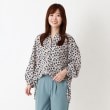 ヨリモ(YORIMO)の【ヒップが隠れる安心丈】フラワーチュニックブラウス ベージュ(052)