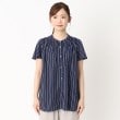 ヨリモ(YORIMO)の【通勤にもおすすめ】ストライプバンドカラーブラウス1