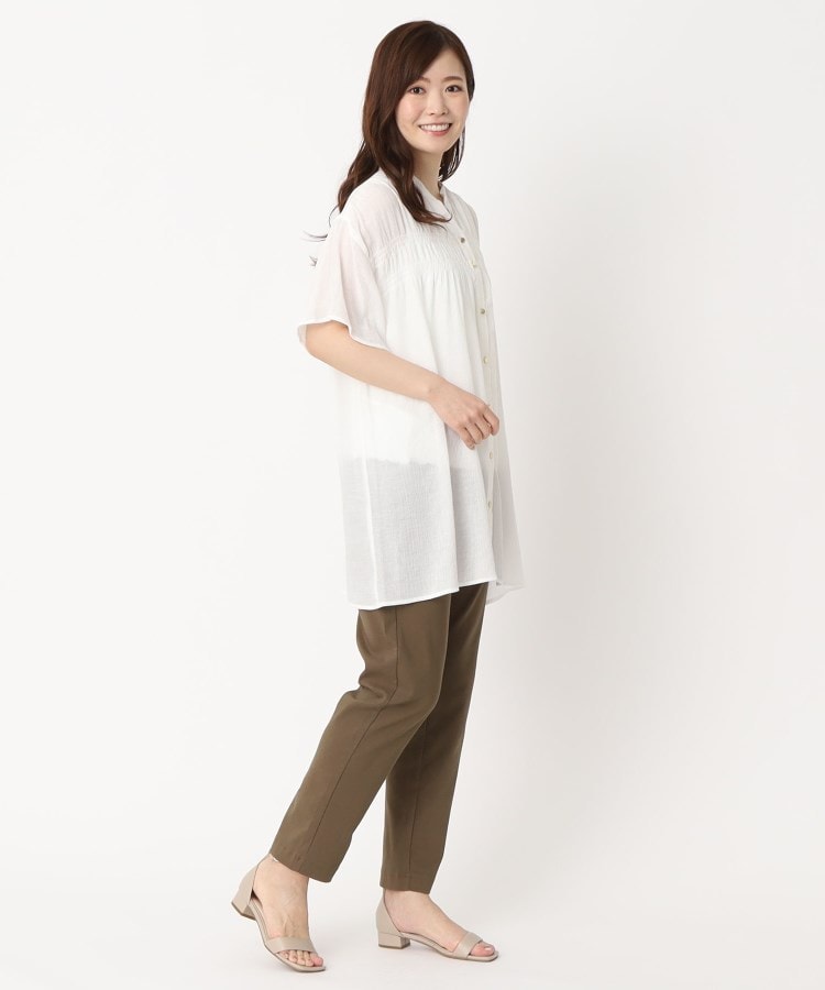 ヨリモ(YORIMO)の【軽やかな楊柳素材】シャーリングブラウス9