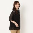 ヨリモ(YORIMO)の【洗える・大人のレース素材】かぎ針風レースのバンドカラーシャツ ブラック(019)