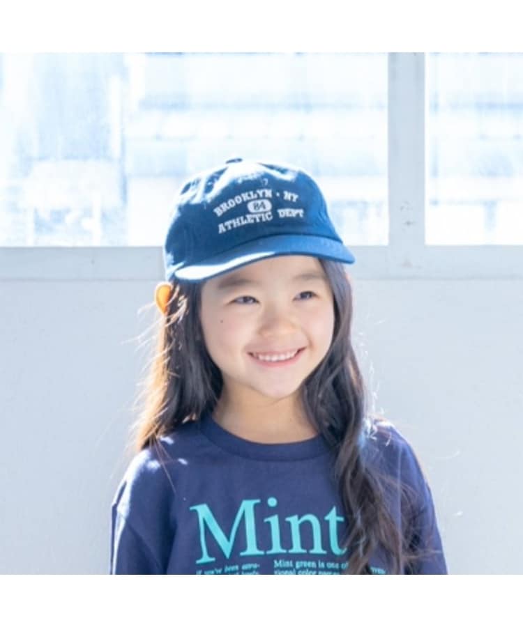アンドディープティマイン(and D.petit main)のカレッジロゴ刺繍CAP7