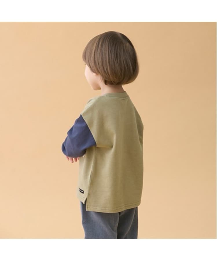 プティマイン(petit main)の恐竜刺しゅう長袖Tシャツ2