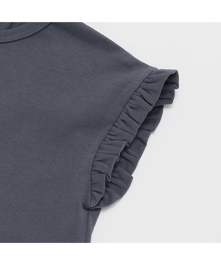 プティマイン(petit main)の袖フリルTシャツ3