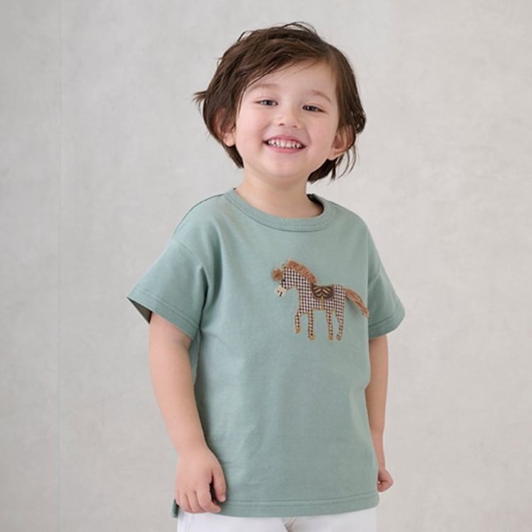 プティマイン(petit main)のアップリケ車・ポニー半袖Tシャツ Ｔシャツ