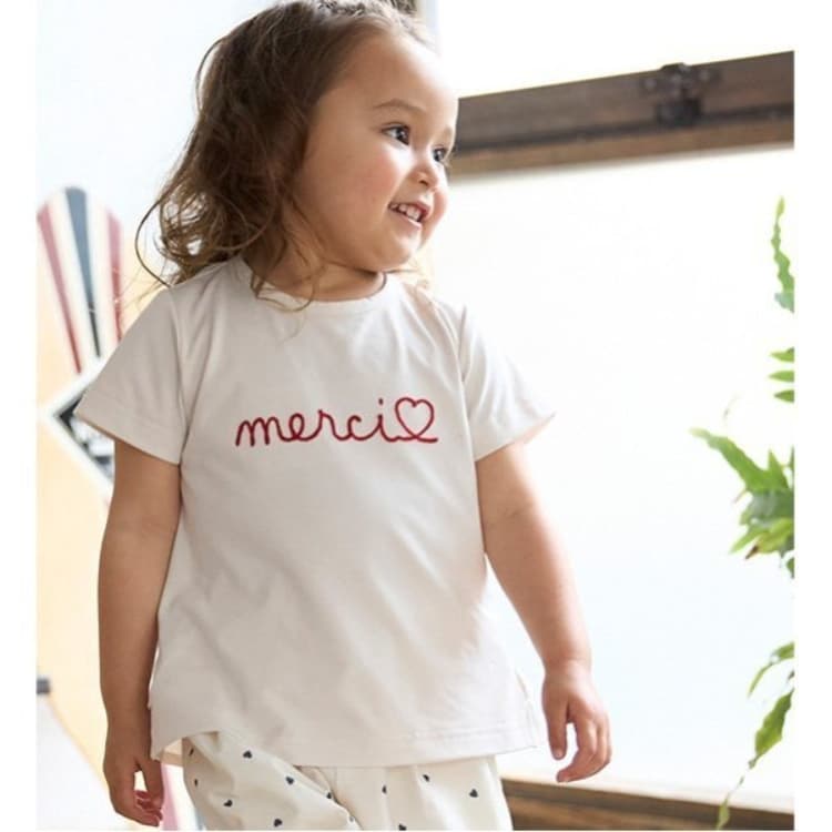 プティマイン(petit main)の【水陸両用】ロゴ刺しゅうTシャツ(キッズサイズ) Ｔシャツ