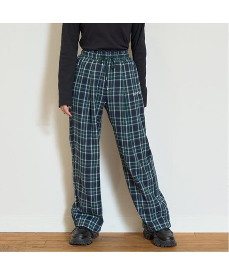 ラブトキシック・エル ティー エックス シー(Lovetoxic LTXC)のストレートフィットプルオンパンツ グリーン(122)