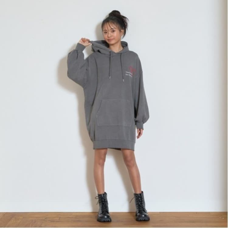 ラブトキシック・エル ティー エックス シー(Lovetoxic LTXC)の【LTXC】ピグメントパーカワンピース ミドルワンピース