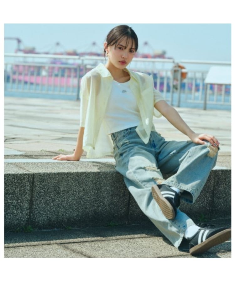 ラブトキシック・エル ティー エックス シー(Lovetoxic LTXC)のラインスニーカー1