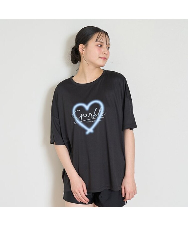 ラブトキシック・エル ティー エックス シー(Lovetoxic LTXC)の【SWIM】スプレープリントラッシュTシャツ ブラック(219)