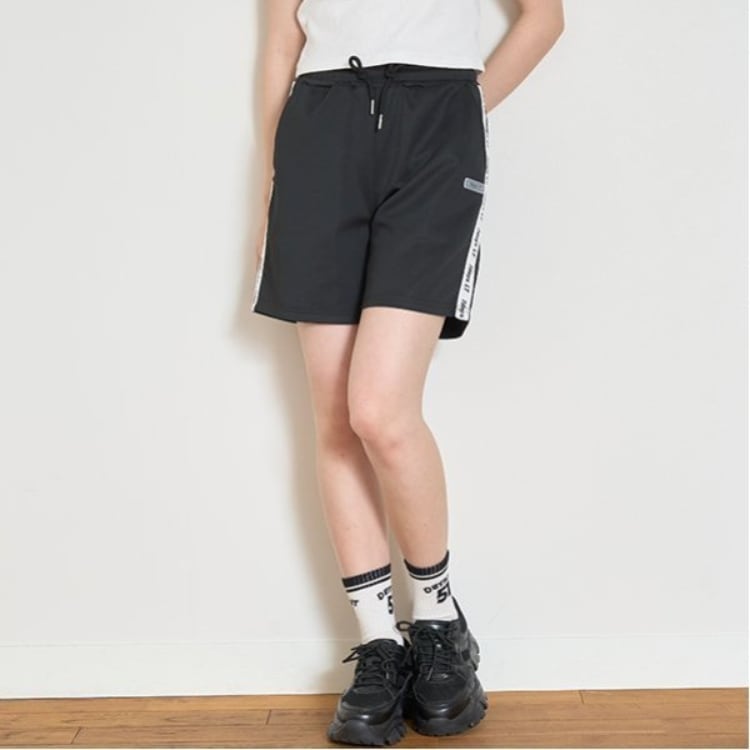 ラブトキシック・エル ティー エックス シー(Lovetoxic LTXC)の【7days】ロゴラインショートパンツ その他