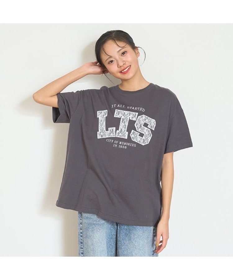 ラブトキシック・エル ティー エックス シー(Lovetoxic LTXC)の【7days】接触冷感レースロゴTシャツ チャコールグレー(013)