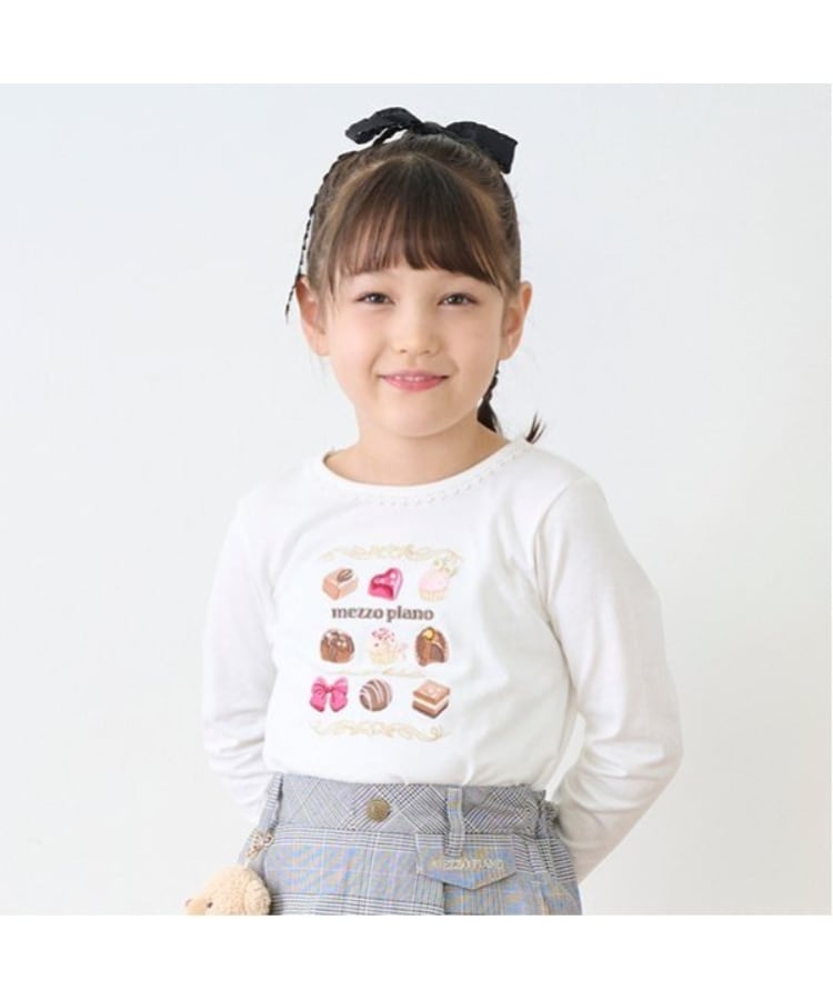 メゾピアノ(mezzo piano)のアソートチョコBOX　長袖Tシャツ オフホワイト(003)