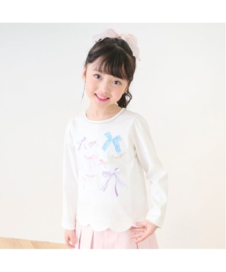 メゾピアノ(mezzo piano)のリボンイッパイ裾スカラップ長袖Tシャツ オフホワイト(003)