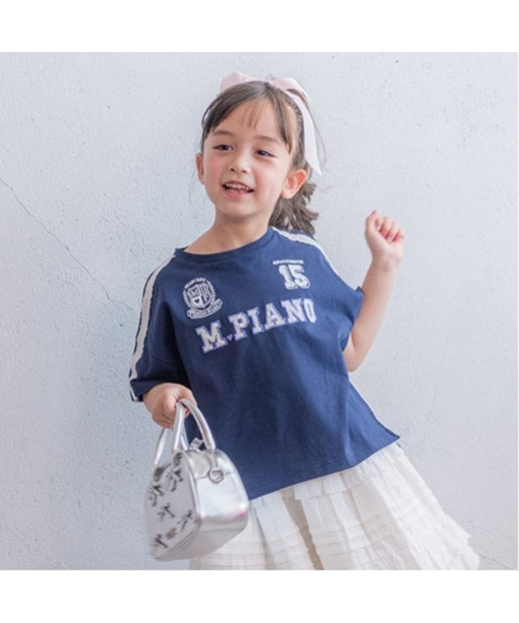 メゾピアノ(mezzo piano)のレースロゴアップリケ　袖ラインTシャツ2
