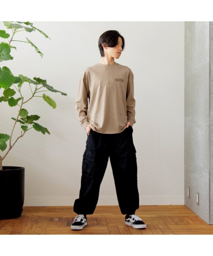 グラソス(GLAZOS)のスリースクエアバックフォト長袖Tシャツ2