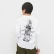 グラソス(GLAZOS)のスリースクエアバックフォト長袖Tシャツ ホワイト(001)