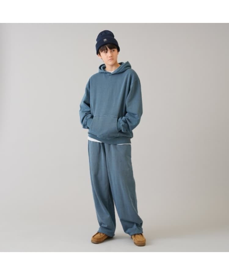 グラソス(GLAZOS)の裏毛・ピグメント加工刺繍ロゴパーカー4