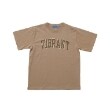 グラソス(GLAZOS)の【プチプラ】フロントアーチロゴ半袖Tシャツ ベージュ(052)