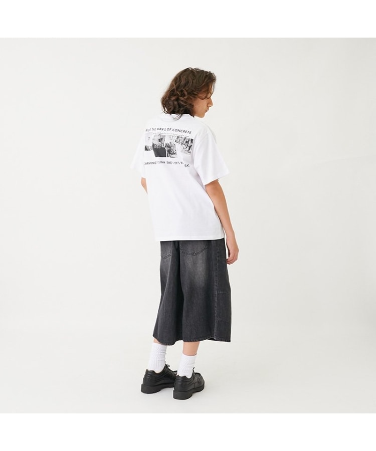 グラソス(GLAZOS)のバックフォトプリント半袖Tシャツ11