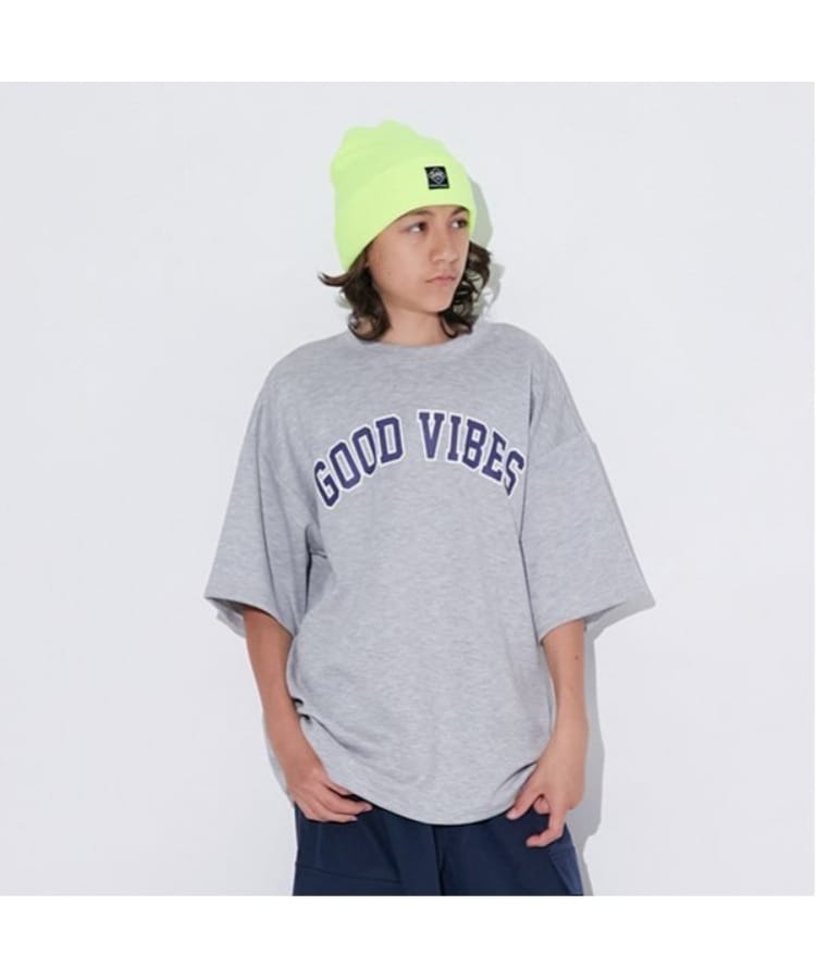 グラソス(GLAZOS)の【接触冷感】エアリークッション・アーチロゴ半袖Tシャツ グレー(012)