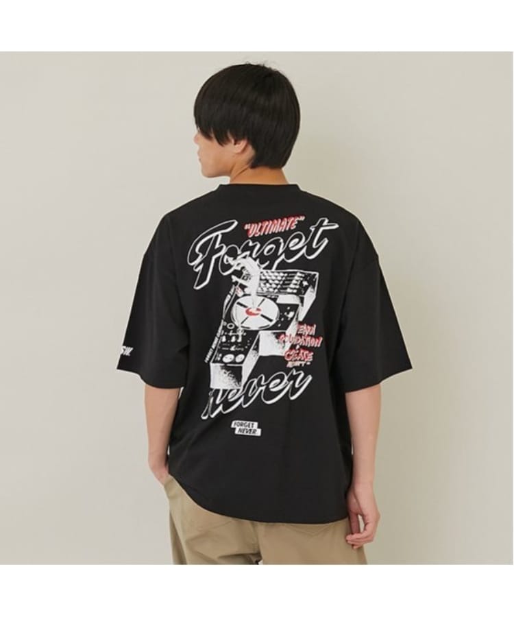 グラソス(GLAZOS)の【FORGETNEVER】バックターンテーブル半袖ポケットTシャツ_GLSW ブラック(219)