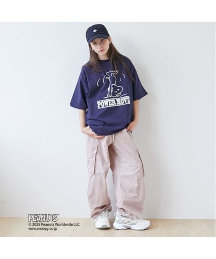 グラソス(GLAZOS)の【GLSW.】【PEANUTS】スヌーピー パワームーブ フロントプリントTシャツ3