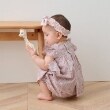 キリンのソフィー(Sophie la girafe)の小花柄ベビース-ツ14