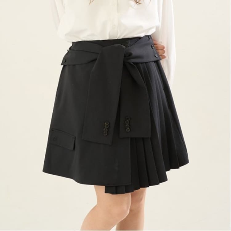 ポンポネット アミ(POM PONETTE AMI)の【AMI】腰巻プリーツスカパン その他