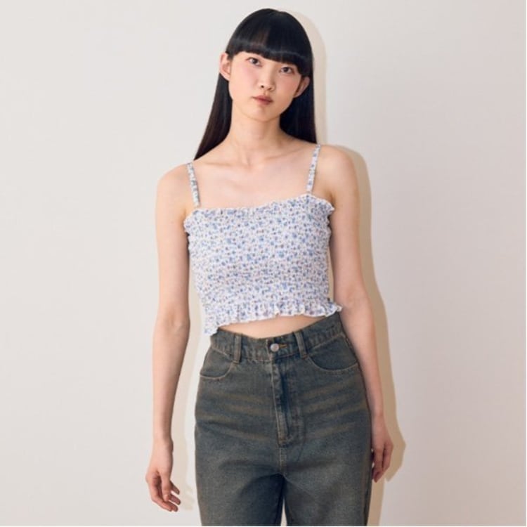 ミジェ(Mi-je)の花柄シャーリングブラトップ【韓国ファッション】 タンクトップ・キャミソール