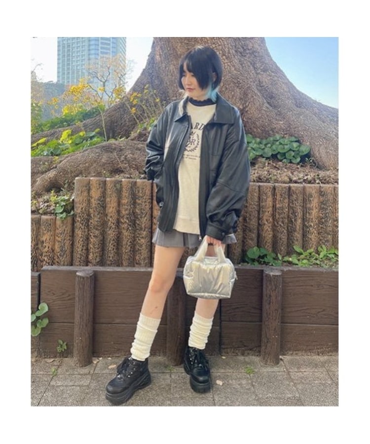 ミジェ(Mi-je)のリボンプリーツスカート1