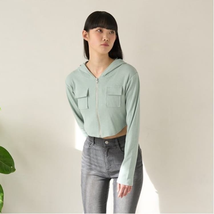 ミジェ(Mi-je)の切替コンパクトパーカ【韓国ファッション】 Ｔシャツ