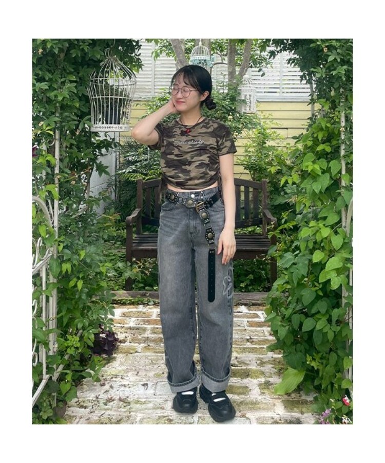 ミジェ(Mi-je)のストーンロゴ半袖Tシャツ15