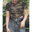 ミジェ(Mi-je)のストーンロゴ半袖Tシャツ トープ(854)