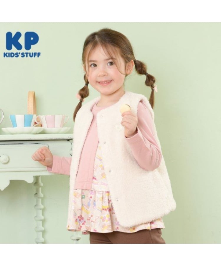 ケーピー(KP)のKP キルト&ボア リバーシブルベスト(90～150) オフホワイト(003)