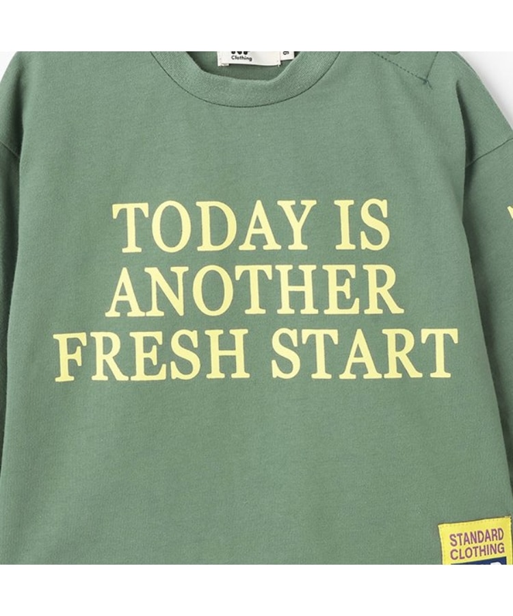 ケーピー(KP)のロゴプリント長袖Tシャツ3