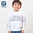 ケーピー(KP)のロゴプリント長袖Tシャツ ホワイト(001)