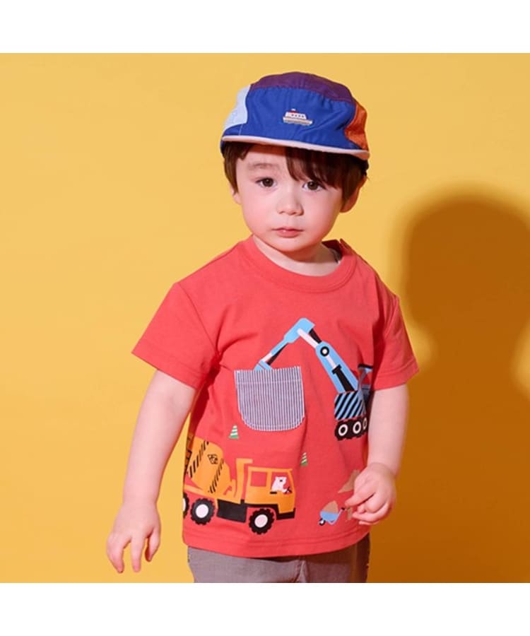 クレードスコープ(kladskap)の働く車半袖Tシャツ レッド(061)