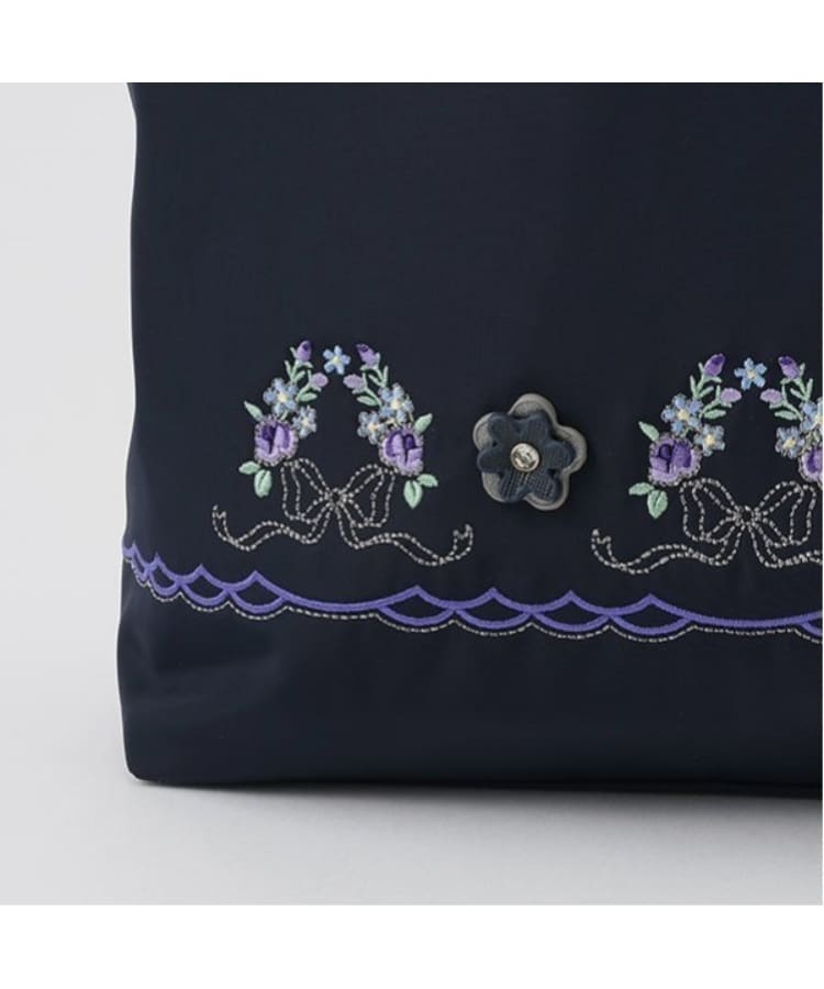 お花リース刺しゅうレッスンバック(リュック) | ANNA SUI mini お花リース刺しゅうレッスンバック(リュック) | ANNA SUI mini