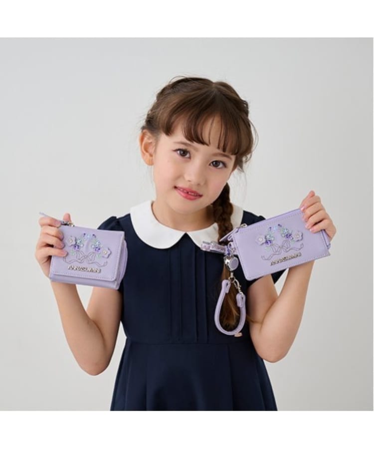 アナ スイ・ミニ(ANNA SUI mini)のお花リース刺しゅうパスケース9