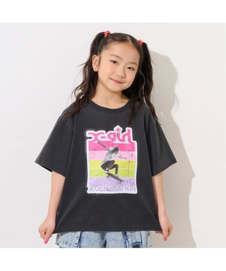 エックスガール ステージス(X-girl STAGES)のスケボーガール転写プリント半袖Tシャツ ブラック(219)