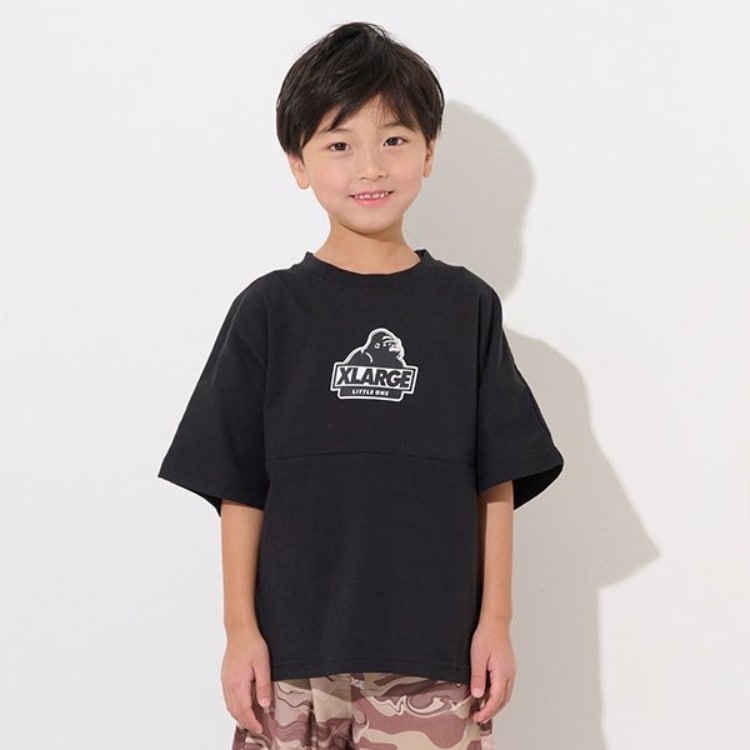 エクストララージ キッズ(XLARGE KIDS)のバックスプレーロゴ半袖Tシャツ Ｔシャツ