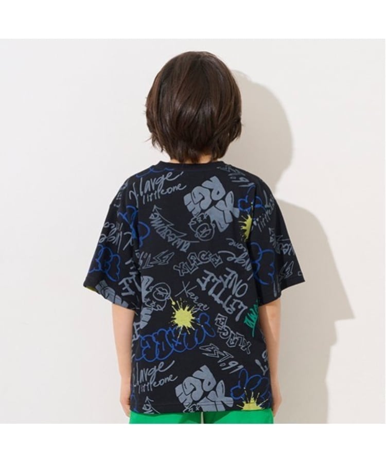エクストララージ キッズ(XLARGE KIDS)のグラフィティ総柄半袖Tシャツ12