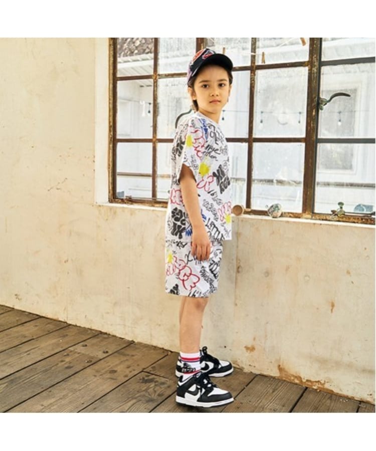 エクストララージ キッズ(XLARGE KIDS)のグラフィティ総柄ショートパンツ11