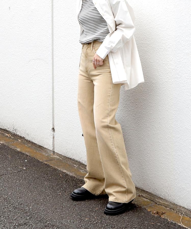 ライトオン(Right-on)のLevi's(リーバイス)「RIB CAGE」ワイドレッグ ベージュ(0075)